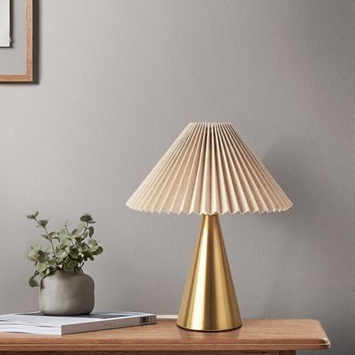 Cute Farmhouse Wood Grain Lamp, Vintage Style, Scalloped Shade — Gold-A