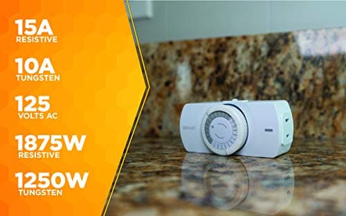 Compact 24-Hour Mechanical Timer for Indoor Use; 1 Polarized Outlet